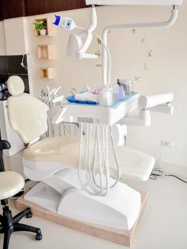 A general dentist's clinic with all necessary equipment for procedures